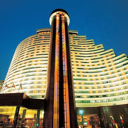 Hua Ting Hotel And Towers Shanghai Exterior photo